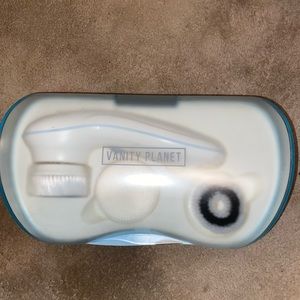 vanity planet face cleanser